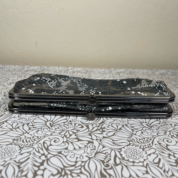 HOBO LAUREN DOUBLE FRAME LEATHER CLUTCH WALLET SNAKE EMBOSSED PRINT - Picture 6 of 13